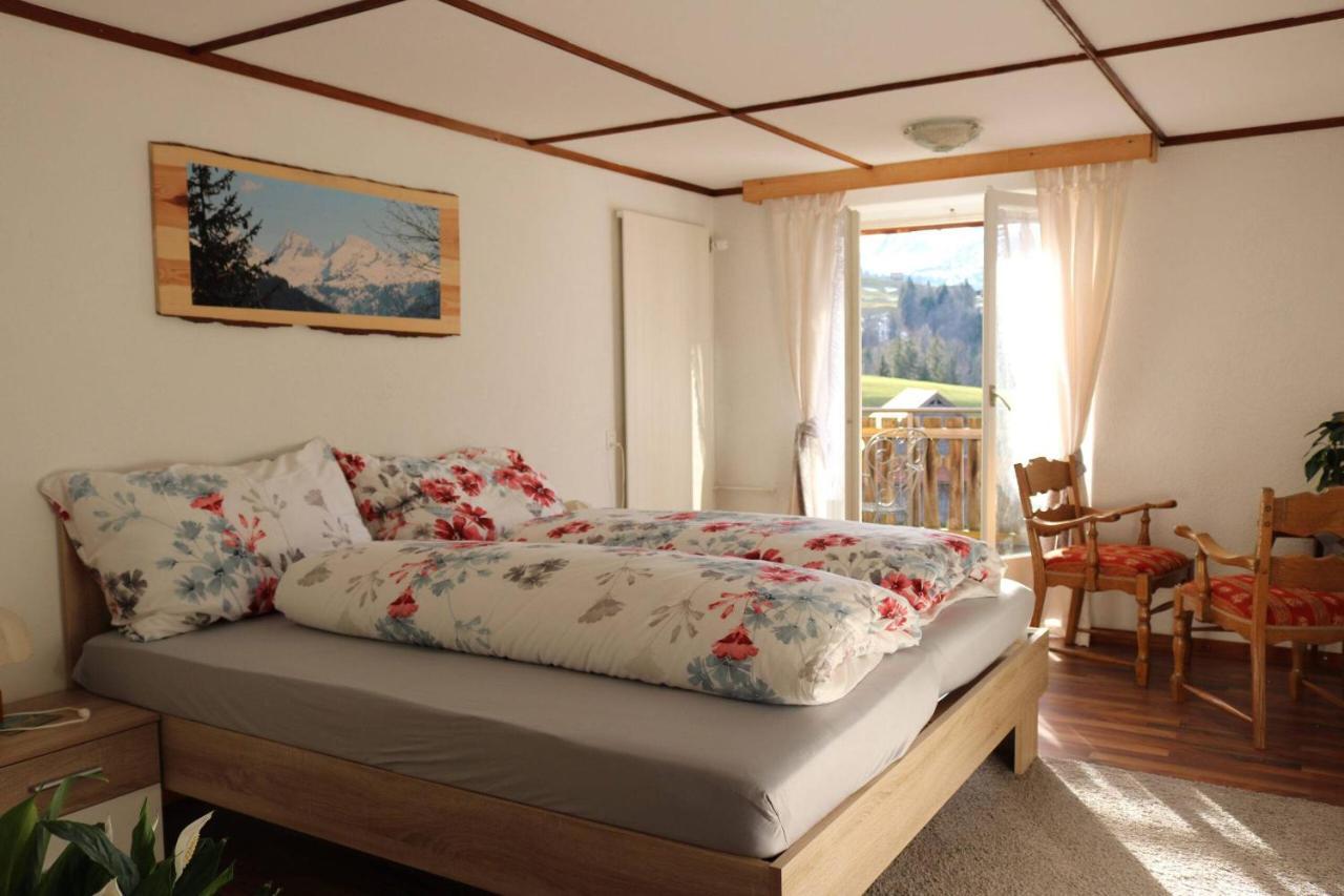 Bed and Breakfast Schlafen Im Sternen Ennetbuehl Nesslau Exterior foto
